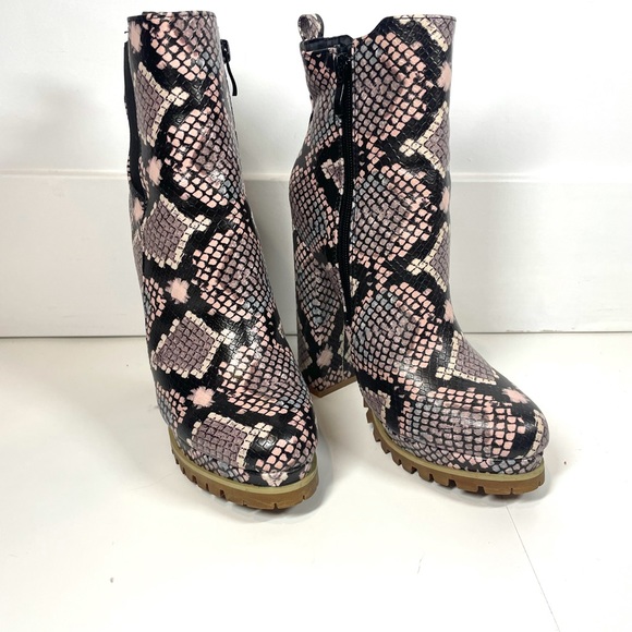 Nice heel boots brand new - Picture 5 of 8